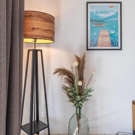 Ducs De Savoie - Comfortable Flat A Stone's Throw From The Old Town شقة آنسي