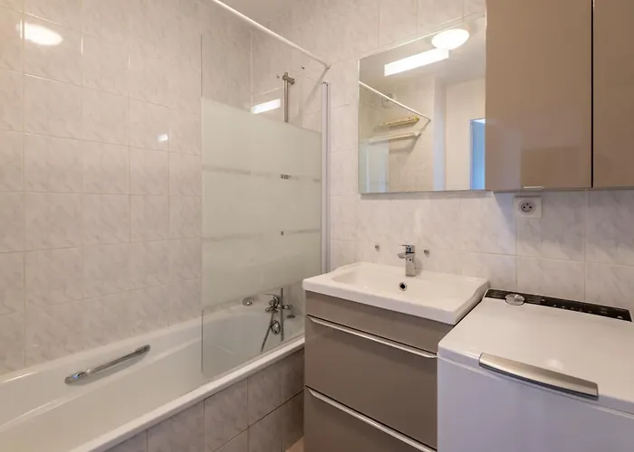 Ducs De Savoie - Comfortable Flat A Stone's Throw From The Old Town Apartamento Annecy