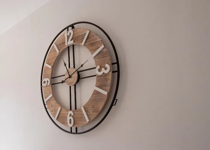 Apartamento Ducs De Savoie - Comfortable Flat A Stone's Throw From The Old Town Annecy