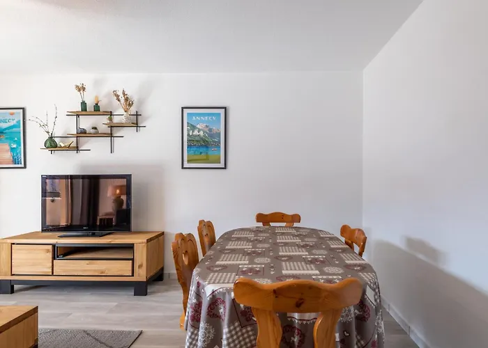 Apartamento Ducs De Savoie - Comfortable Flat A Stone's Throw From The Old Town *